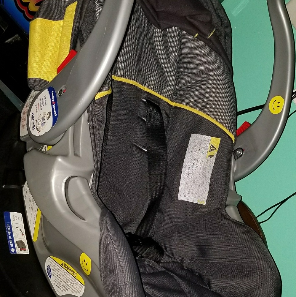 Infant car seat and base